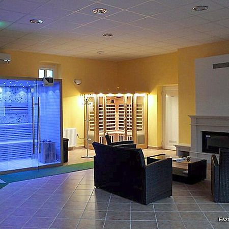 Eszter Apartman Bekescsaba Exteriér fotografie